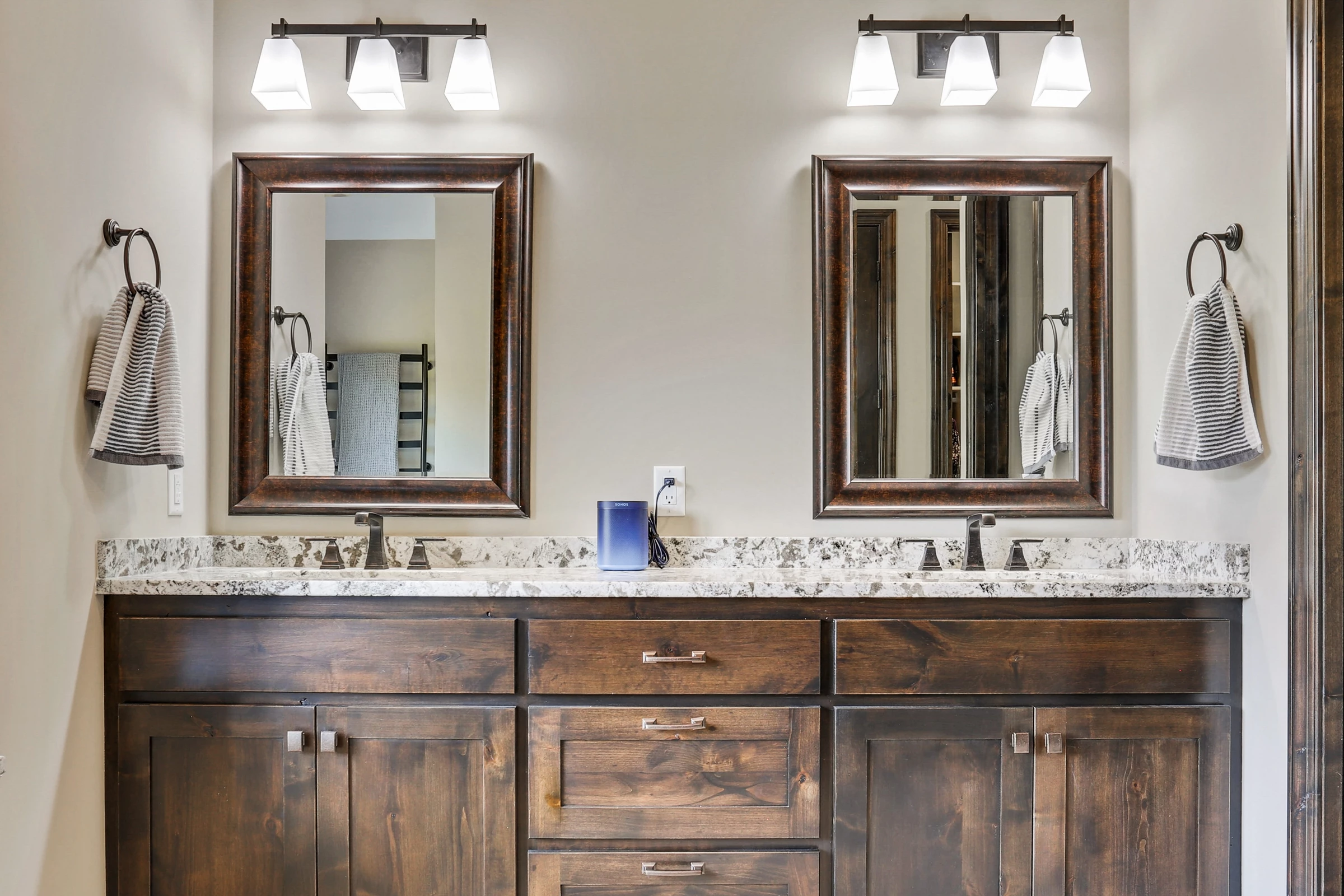 Owner&rsquo;s Suite Bathroom