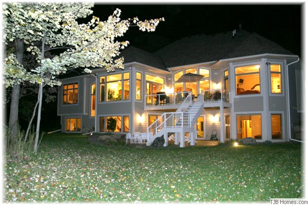 Spectacular Homes Jeff&rsquo;s Cottage