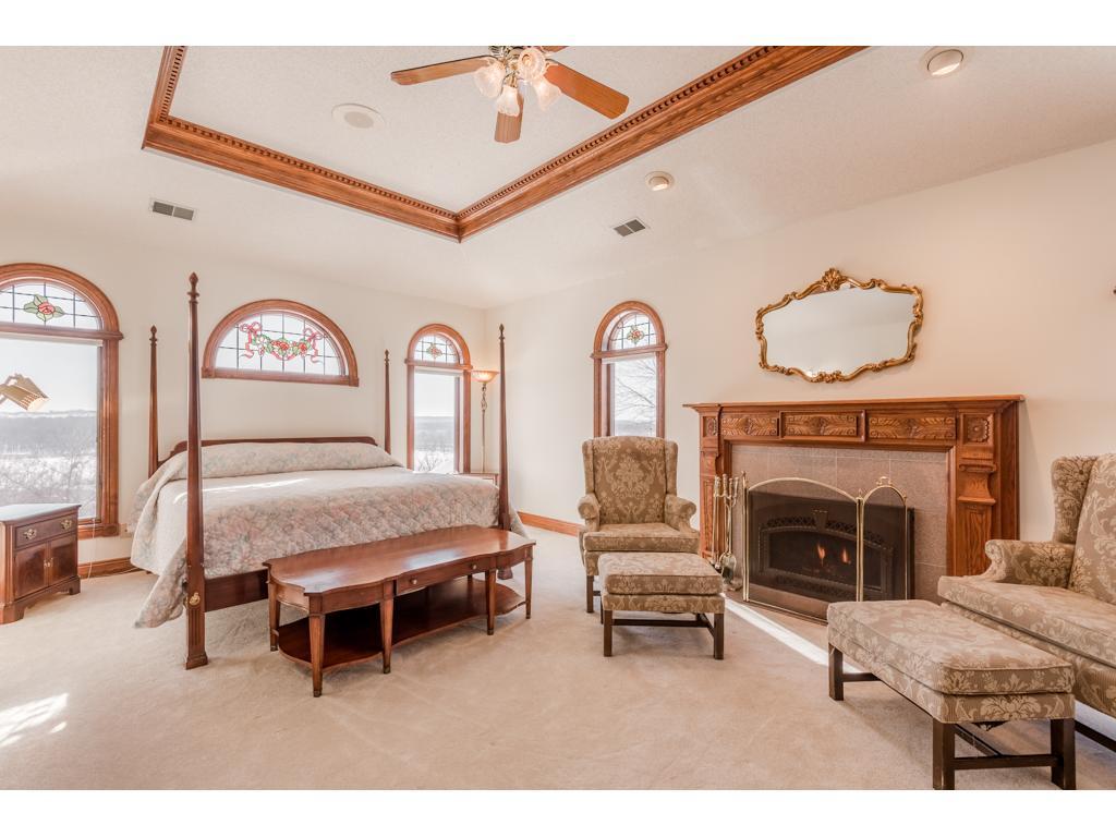 Diamond River Bluff House