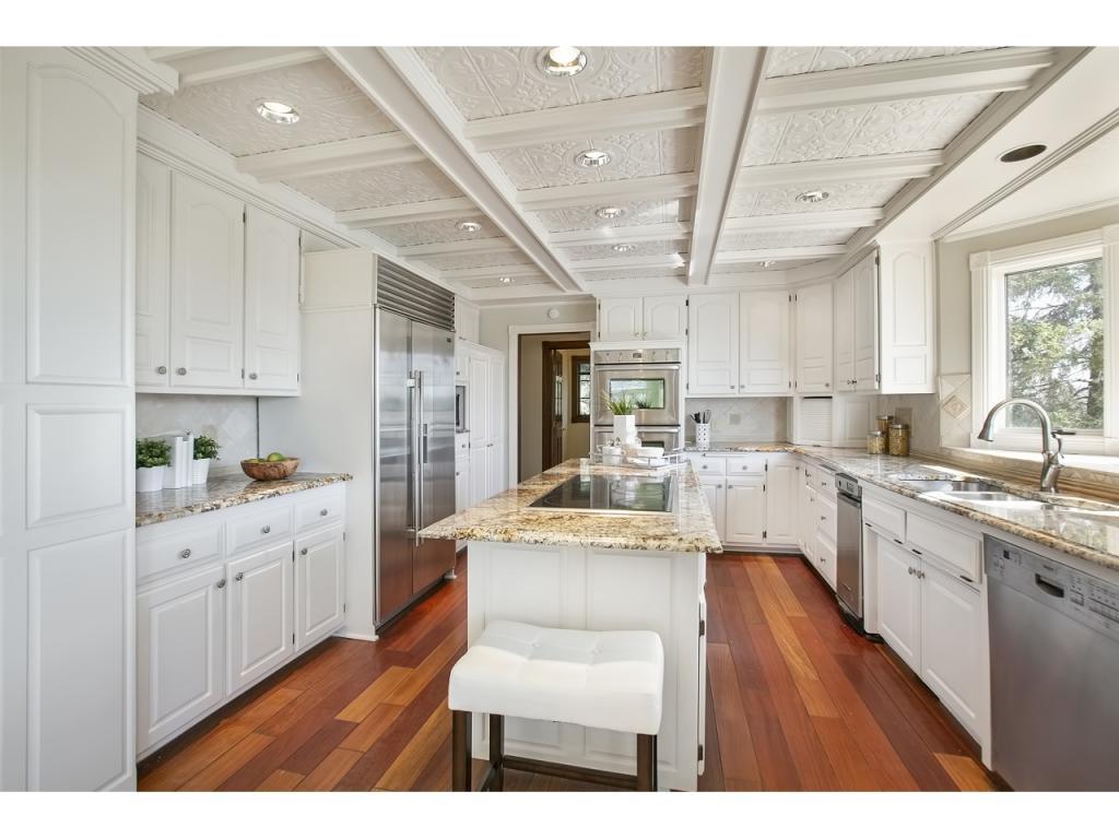 Diamond River Bluff House