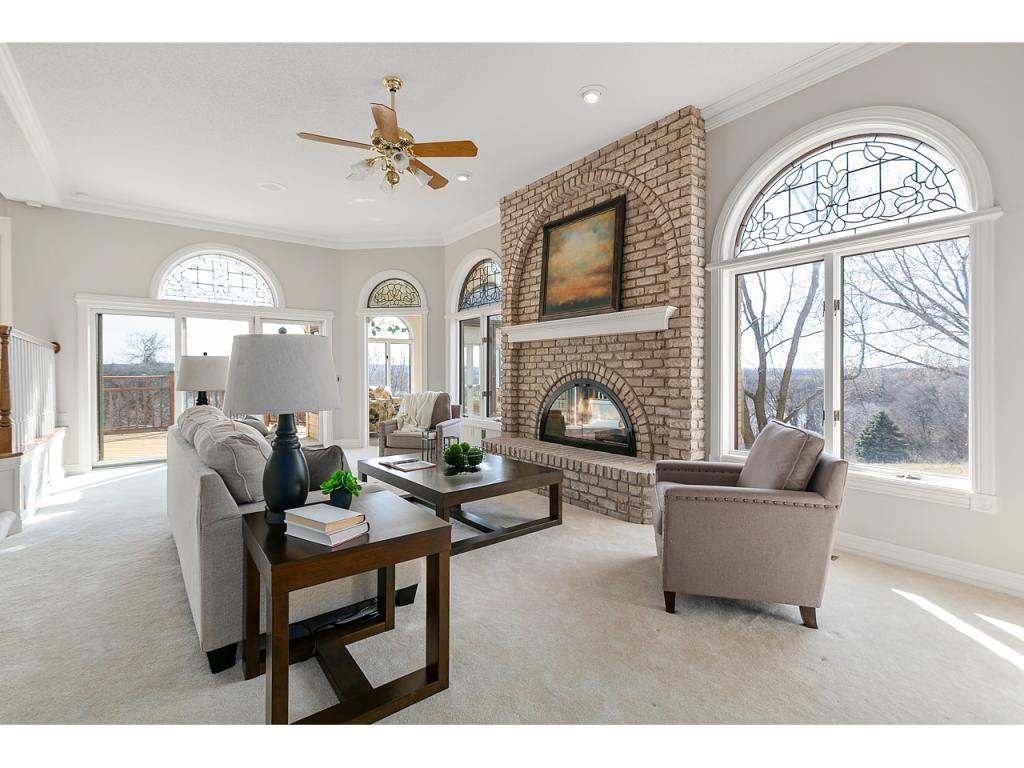 Diamond River Bluff House