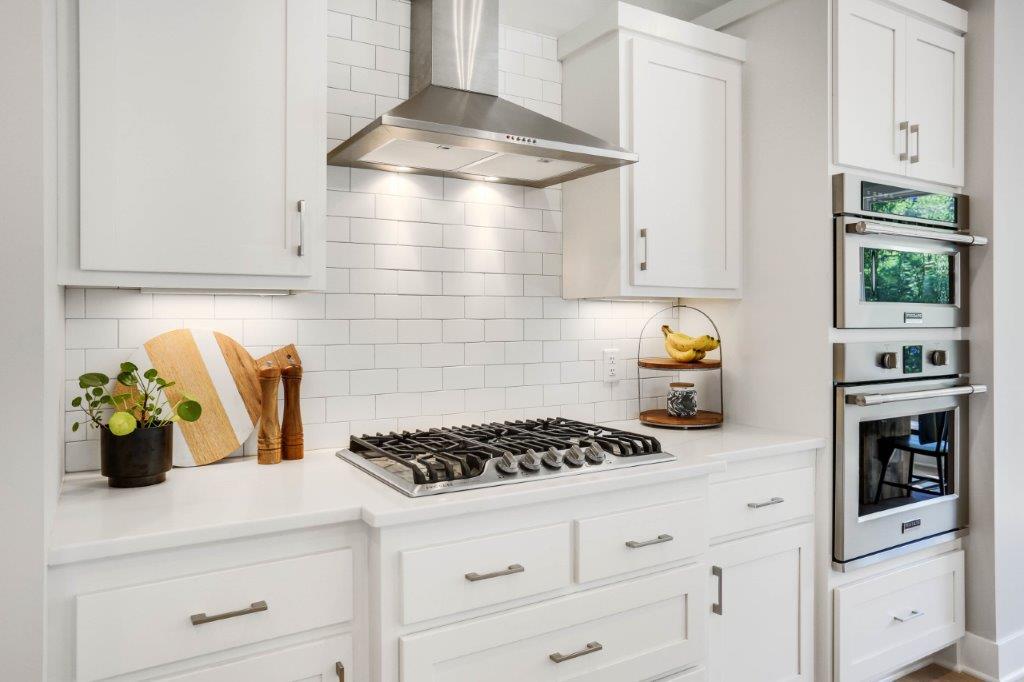 Royal Club Urban Farmhouse Kitchen Backsplash Lighting