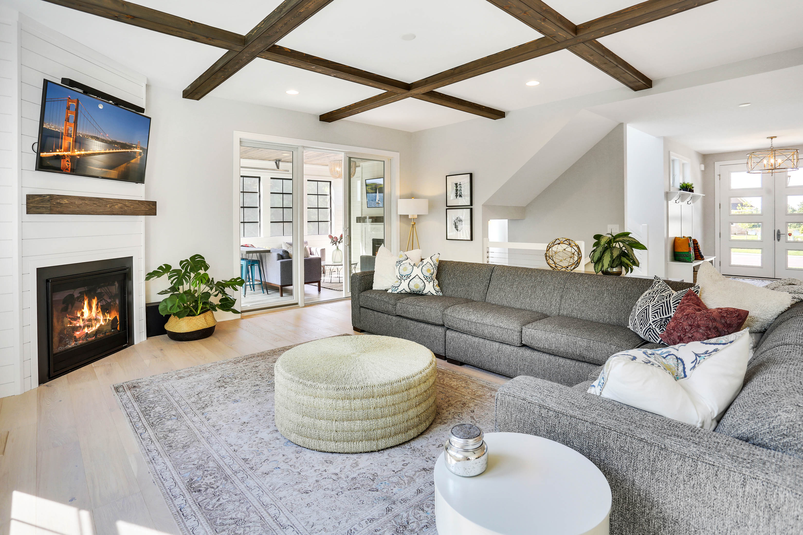 Royal Club Urban Farmhouse Open Great Room