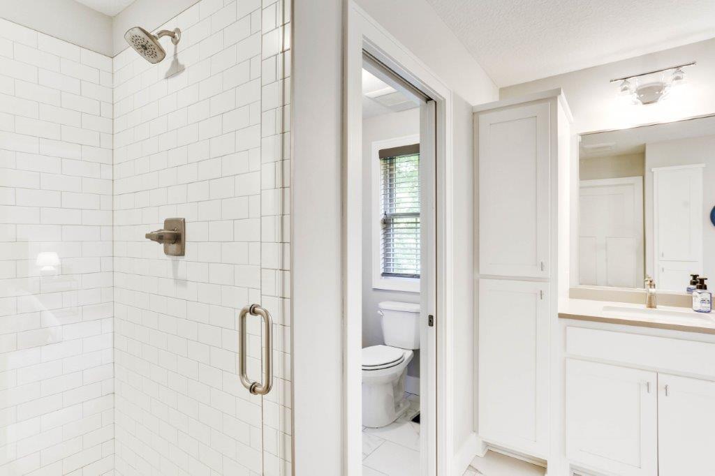 Royal Club Urban Farmhouse Owner&rsquo;s Suite Bathroom Shower
