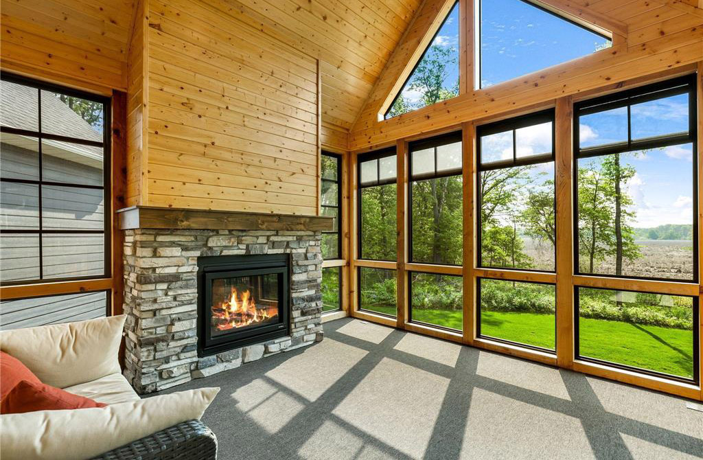 Multi-season porch