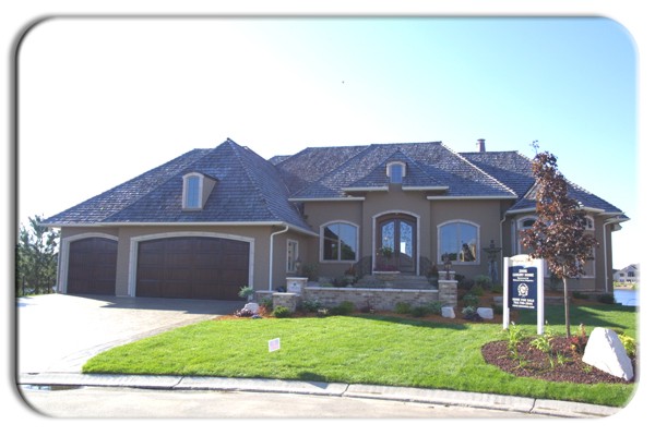 Luxury Home Tour Model
