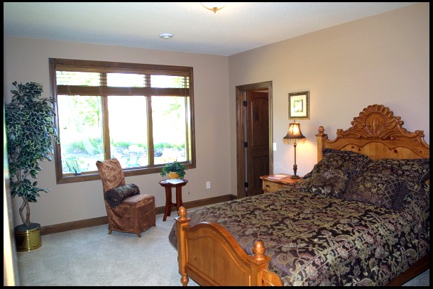 Luxury Home Tour Model