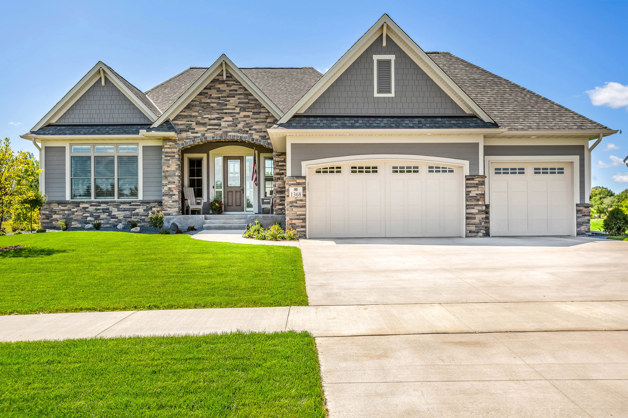 TJB Home Plan #499 Front Elevation