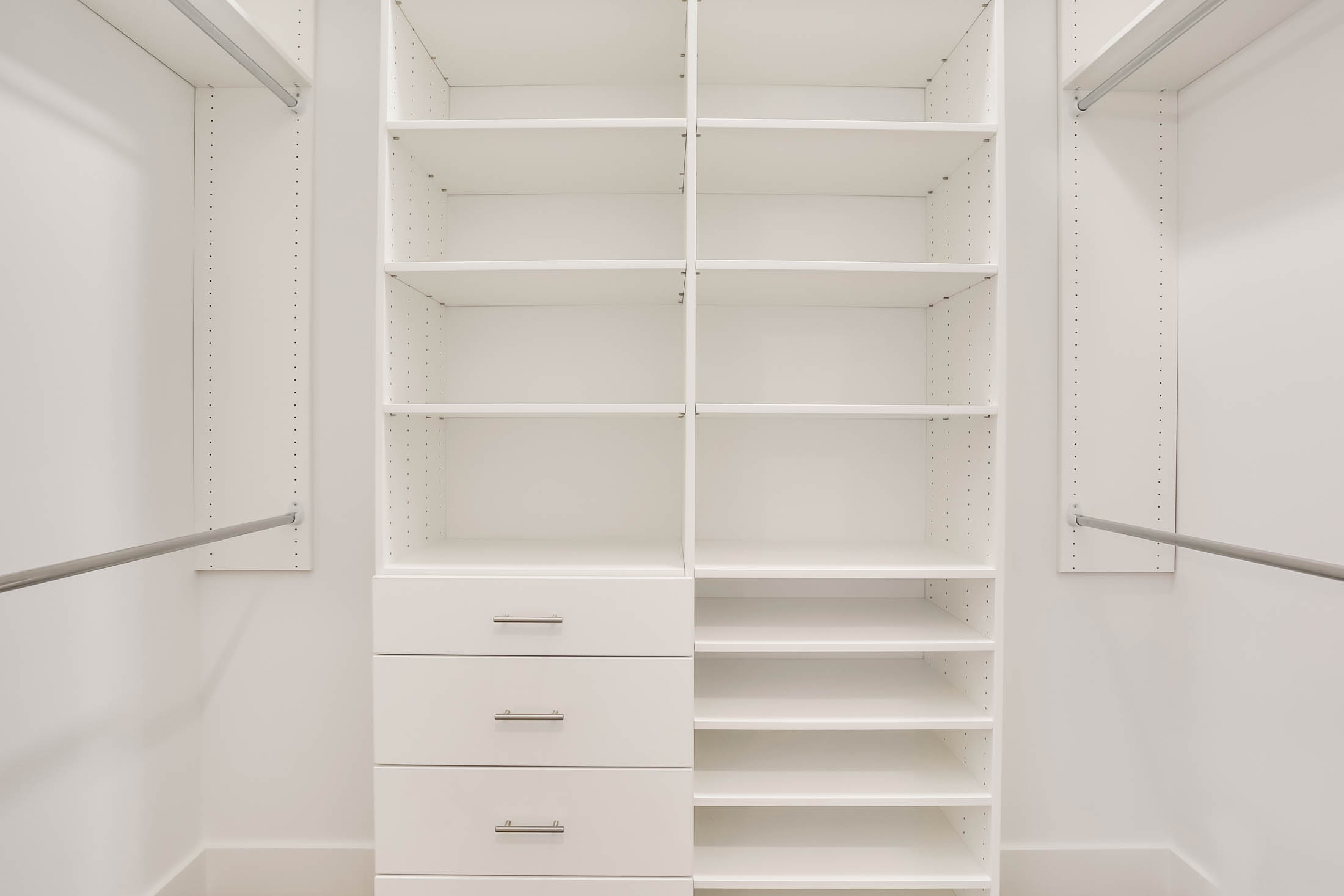 Closets for a Queen and King